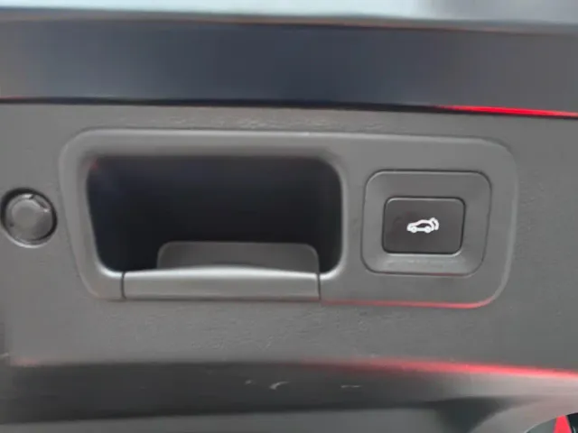 GAC Trumpchi GS8 — Фото автомобиля 22