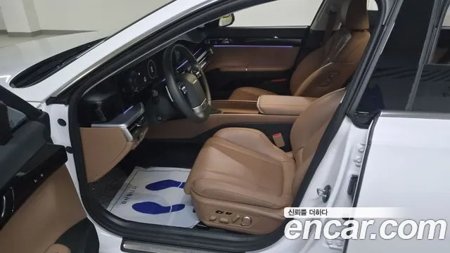 Hyundai Grandeur GN7 — Фото автомобиля 10