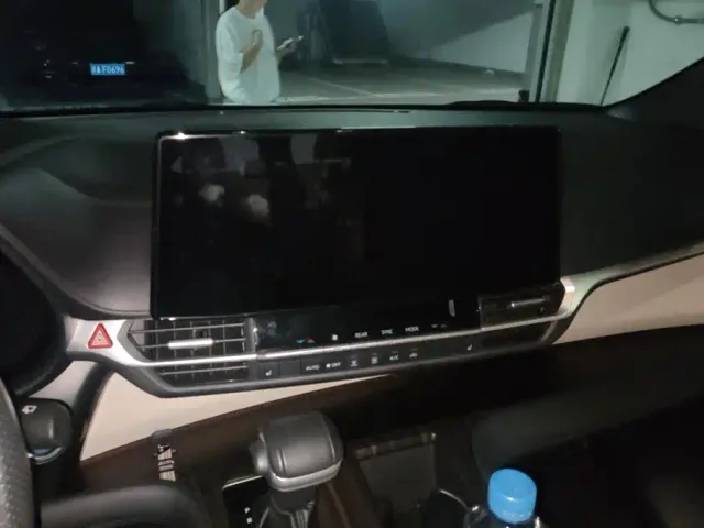 Toyota Granvia — Фото автомобиля 13