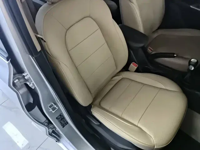 Wuling Hongguang — Фото автомобиля 24