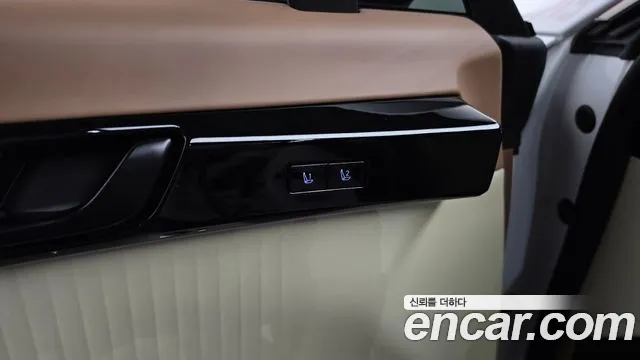 Hyundai Grandeur GN7 — Фото автомобиля 24