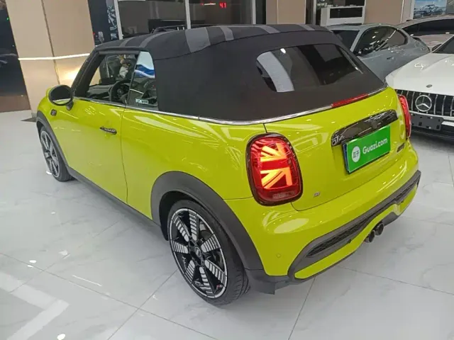 MINI Hatch — Фото автомобиля 4