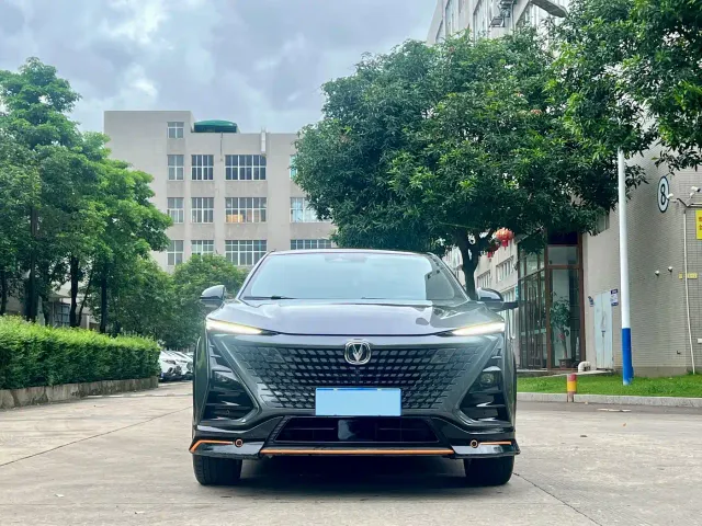 Changan UNI-T — Фото автомобиля 2