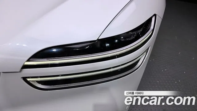 Genesis GV70 2.5T Бензин AWD — Фото автомобиля 19
