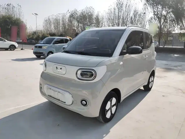 Фотография автомобиля — Wuling Hongguang Mini EV