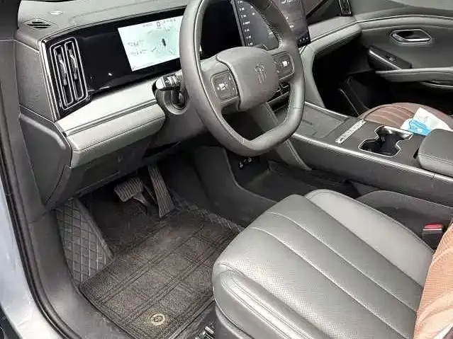 BYD Song Ultra — Фото автомобиля 8