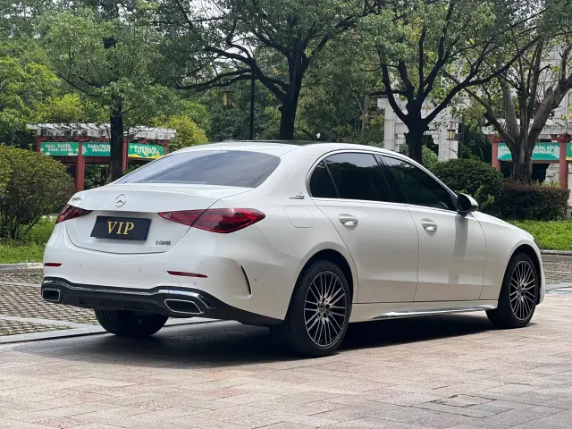 Mercedes-Benz C-Class — Фото автомобиля 24