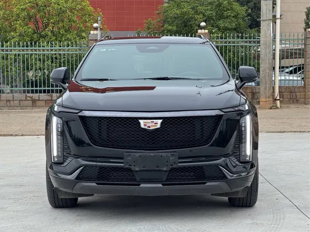 Cadillac XT5 — Фото автомобиля 2