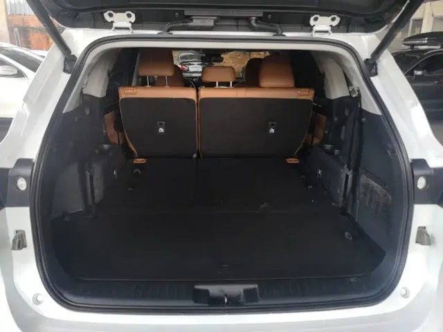 Toyota Highlander — Фото автомобиля 14