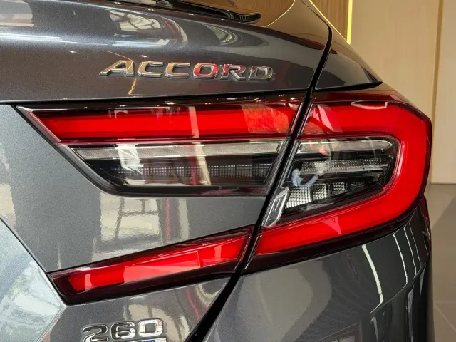 Honda Accord — Фото автомобиля 13