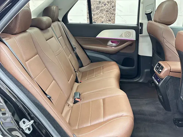 Mercedes-Benz GLE-Class — Фото автомобиля 11