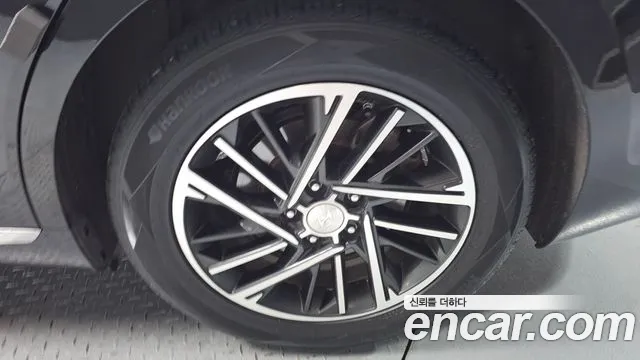 Hyundai Grandeur Grandeur (New) — Фото автомобиля 6