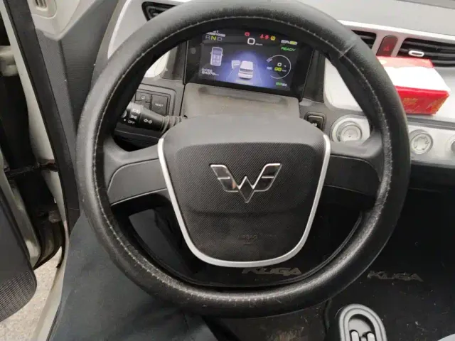 Wuling Hongguang Mini EV — Фото автомобиля 15