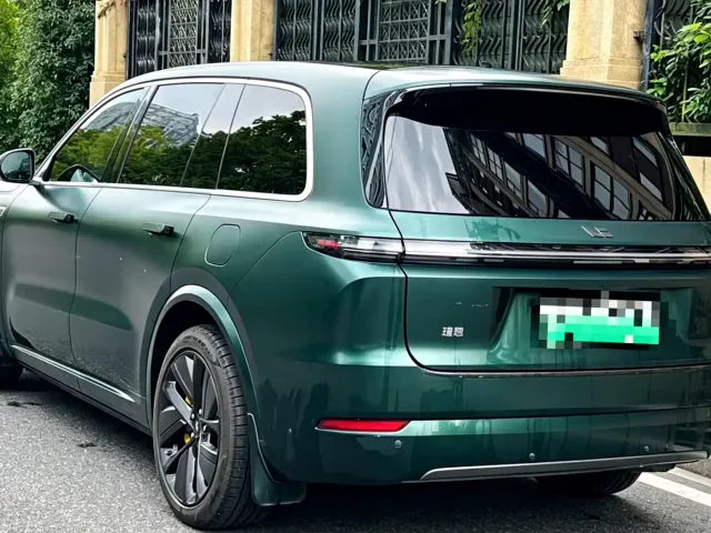 Li Auto L9 — Фото автомобиля 6