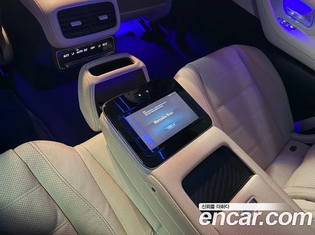 Mercedes-Benz GLS-Class — Фото автомобиля 16