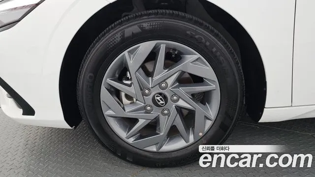 Hyundai AVANTE Новый Avante (CN7) — Фото автомобиля 5