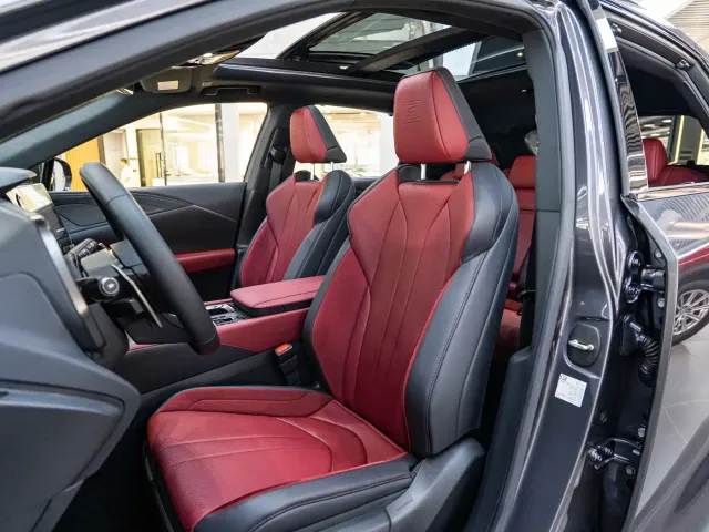 Lexus RX — Фото автомобиля 11