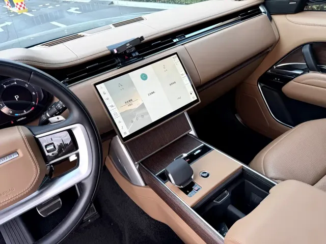 Land Rover Range Rover — Фото автомобиля 12