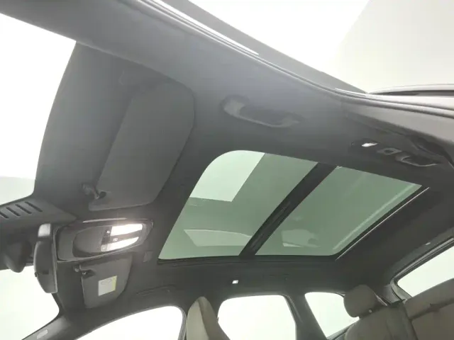 Volvo XC60 — Фото автомобиля 14