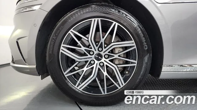 Genesis G90 Бензин 3.5 турбо AWD — Фото автомобиля 5