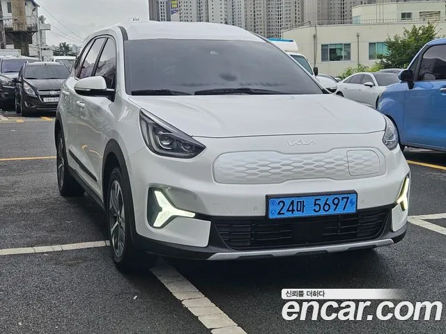 Kia Niro Niro Plus Earth — Фото автомобиля 2
