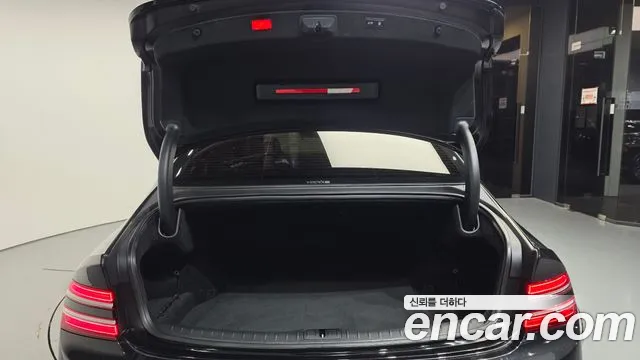 Genesis G80 RG3 — Фото автомобиля 26