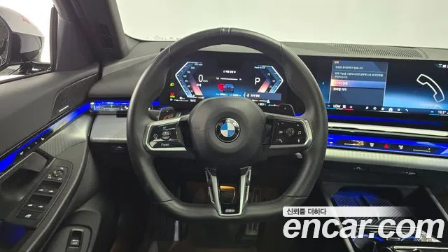 BMW 5-Series — Фото автомобиля 13
