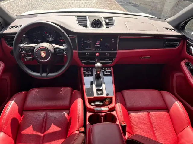 Porsche Macan — Фото автомобиля 8