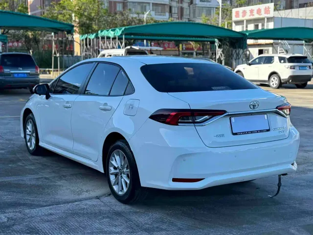 Toyota Corolla — Фото автомобиля 9