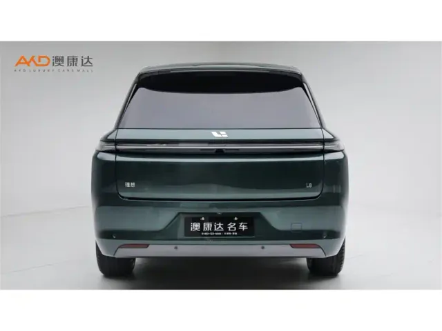 Li Auto L8 — Фото автомобиля 4