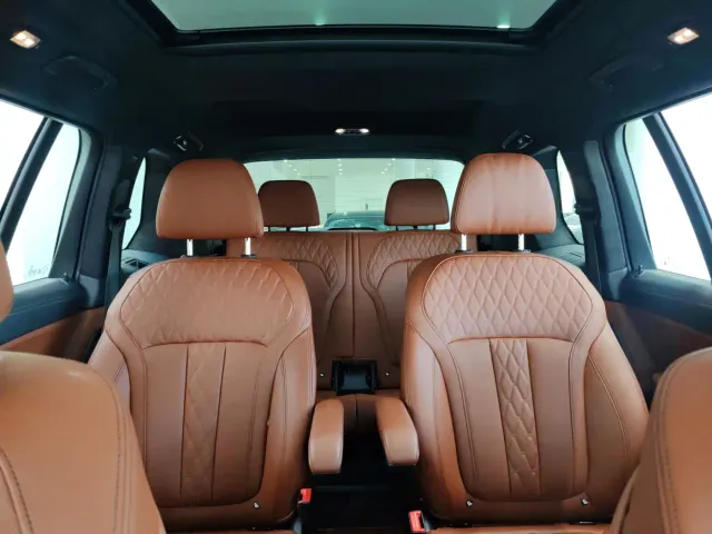 BMW X7 — Фото автомобиля 8