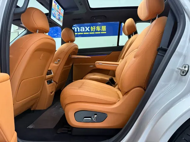 Dongfeng eπ 008 — Фото автомобиля 8