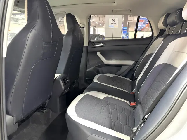 Volkswagen Tharu — Фото автомобиля 7
