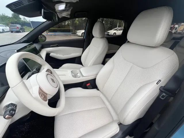 Baojun Yunhai — Фото автомобиля 11