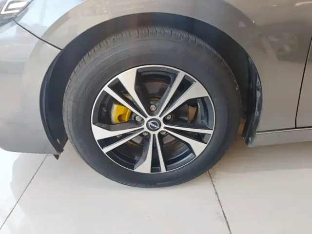 Nissan Sylphy — Фото автомобиля 22
