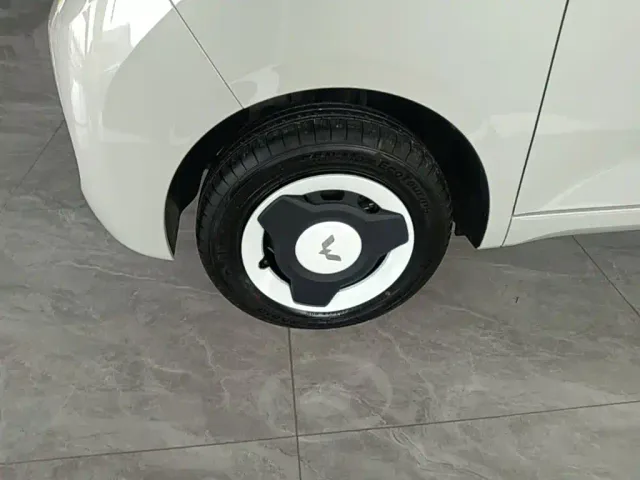 Wuling Hongguang Mini EV — Фото автомобиля 22