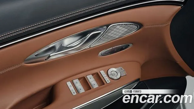 Genesis GV70 2.5T Бензин 2WD — Фото автомобиля 19