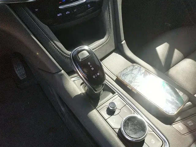 Cadillac XT5 — Фото автомобиля 13