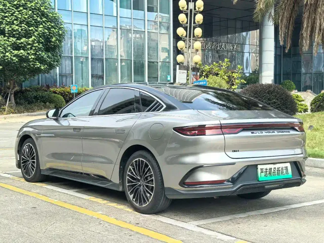 BYD Han — Фото автомобиля 27
