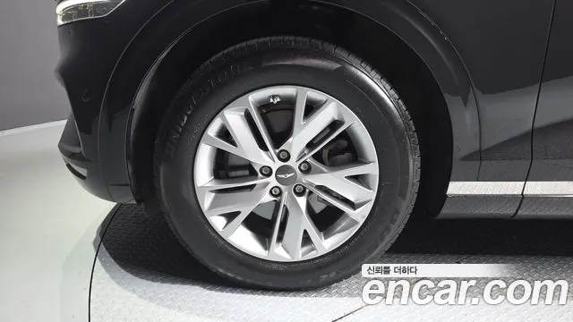 Genesis GV70 2.5T Бензин 2WD — Фото автомобиля 4
