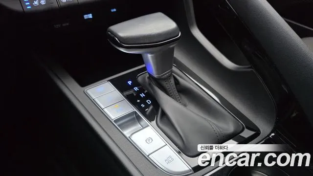 Hyundai Avante — Фото автомобиля 12