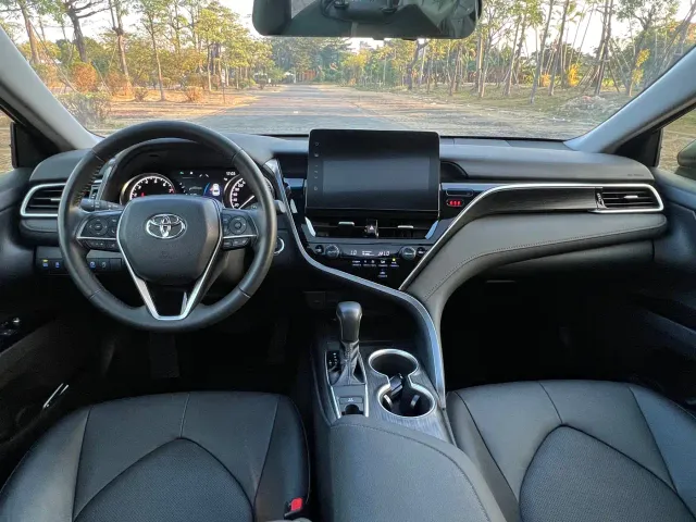 Toyota Camry — Фото автомобиля 14