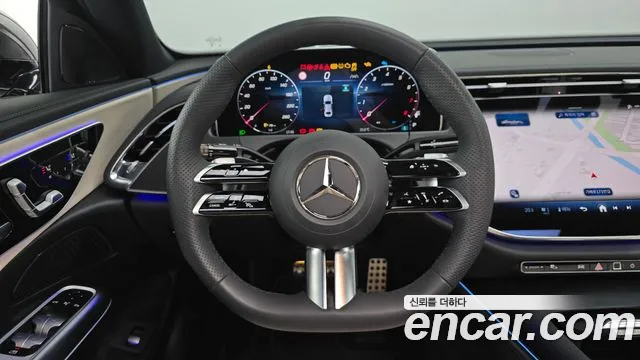 Mercedes-Benz E-Class — Фото автомобиля 14