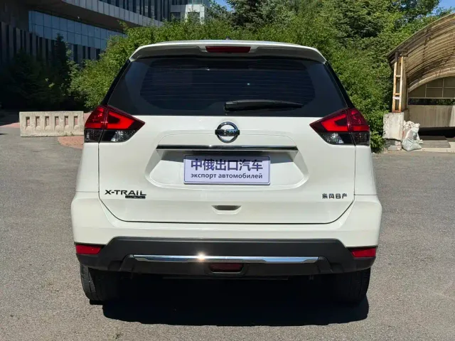 Nissan X-Trail — Фото автомобиля 24