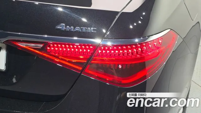 Mercedes-Benz S-Class — Фото автомобиля 21
