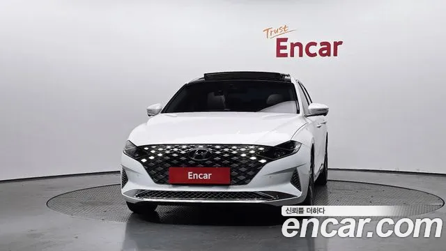 Hyundai Grandeur — Фото автомобиля 3