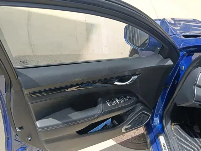 Geely Borui — Фото автомобиля 7