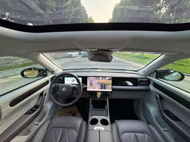 Leapmotor C11 — Фото автомобиля 7