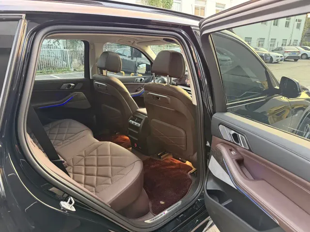 BMW X5 — Фото автомобиля 8