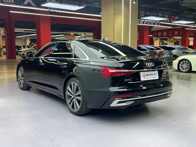 Audi A6L — Фото автомобиля 17